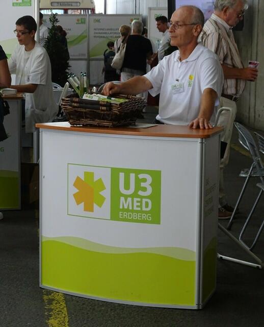 Tramwaytag Wien 2016 - Bei jedem Tag der Offenen Tür ein Gast, dessen Beratungsleistungen viel in Anspruch genommen werden: das Gesundheitszentrum U3 MED ERDBERG im dritten Wiener Gemeindebezirk.