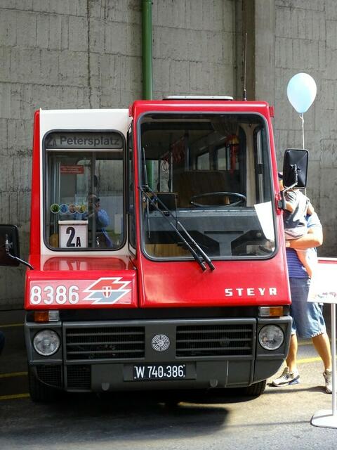 Tramwaytag Wien 2016 - Steyr Daimler Puch City Bus SC 6F 72. Gebaut seinerzeit in St. Valentin an der niederösterreichisch-oberösterreichischen Grenze.