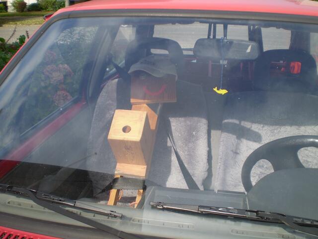 11. September 2016: BAKI-Man auf dem Weg zum Fest im ASB-Übergangswohnheim Stolzenauer Straße