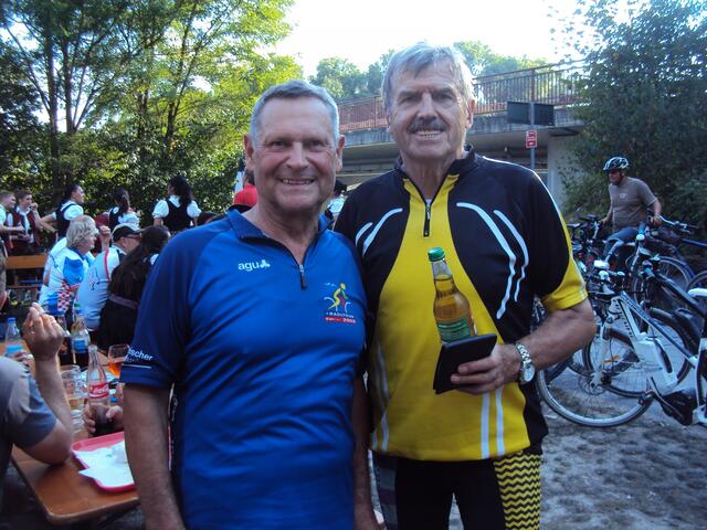 Offingen, "Radlertankstelle"