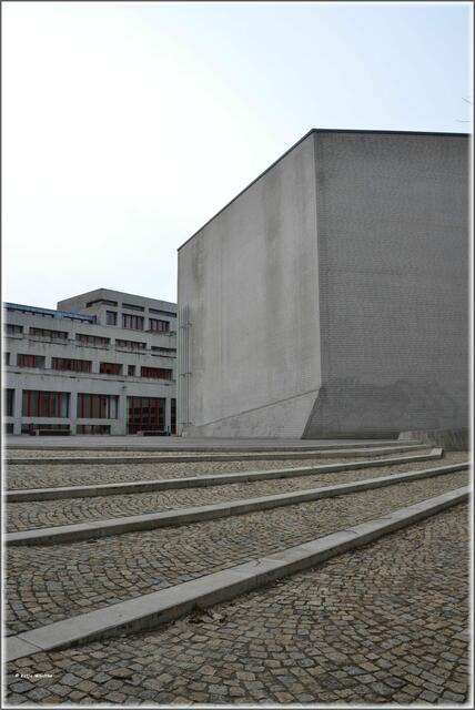 In der "Ohrmuschel" der Musikhochschule Hannover (Foto: Katja Woidtke)