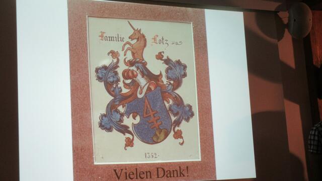 Familienwappen, als Schlußbild des Dia-Vortrags