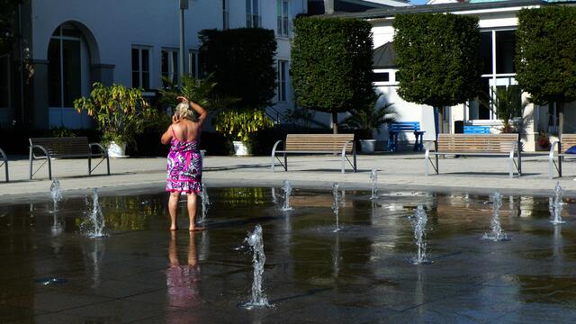 Auf dem Brunnenplatz am Kurhaus. Foto: Helmut Kuzina