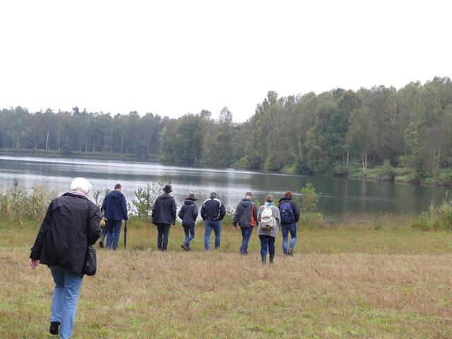 Ein erster Halt am Schafsmoorsee