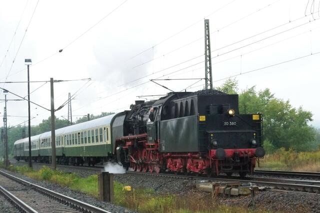 50 1380-0 Einfahrt im Bhf Naumburg Saale Hbf 1.10.2016