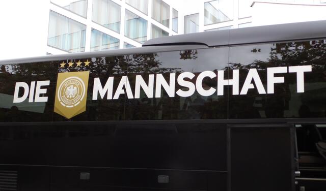 Aber viel wichtiger ist auch, dass die Mannschaft heute Abend auf dem Platz voll da ist.