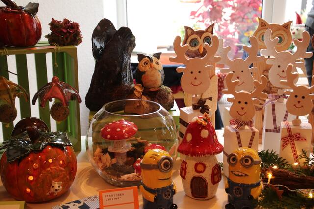 fantasievoll getöpfert