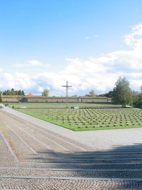 Blick auf das weitläufige Gelände von Theresienstadt.