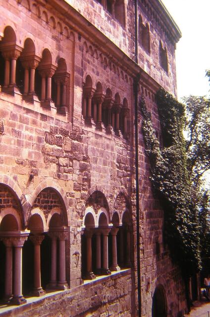 Romantisch      http://www.myheimat.de/bad-muender-am-deister/freizeit/ich-finde-das-hat-was-suedliches-oder-m3577910,2705552.html