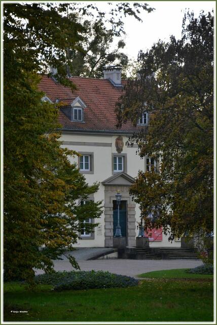 Baumeister Tänzel errichtete das Wallmodenpalais im Auftrag von Johann Ludwig von Wallmoden-Gimborn 1780 bis 1782. Nach dem Verkauf an Georg III. wurde es in Georgenpalais umbenannt. Heute befindet sich hier das Museum "Wilhelm Busch - Deutsches Museum für Karikatur und Zeichenkunst" (Foto: Katja Woidtke)