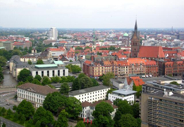 Hannover wurde zur Landeshauptstadt. Vom Landtag aus, neben dem Leineschloss, wird das Land regiert.