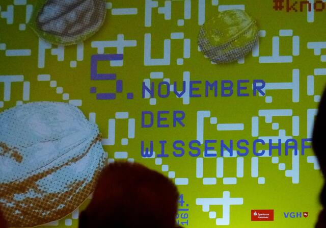 Die Veranstaltung hat neugierig gemacht auf viele weitere und drei Wochen Wissenschaft in Hannover. Dabei wird die eine oder andere harte Nuss geknackt werden.