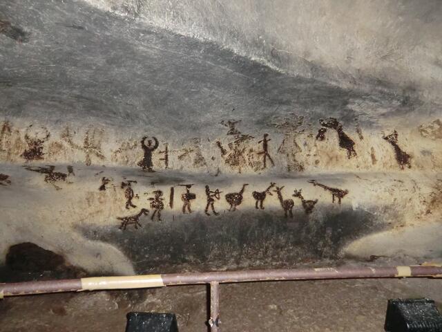Die große Wand in der Magura-höhle im Nordwesten Bulgariens, nahe am "Eisernen Tor" bei dem die Donau durch das Karpatenmassiv bricht.