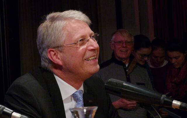 Reiter nimmt es mit der Gelassenheit eines Astronauten. | Foto: Christel Wolter