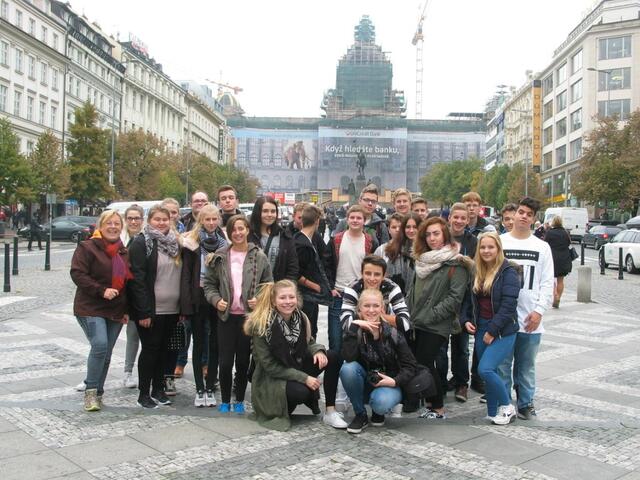 Die Klasse 10aM besuchte im Rahmen ihrer Abschlussfahrt die "goldene Stadt" Prag. Lehrer Andreas Tepper hatte diese Fahrt organisiert.