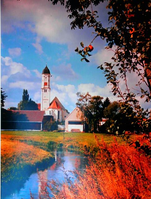 Batzenhofer Kirchturm spiegelt sich in der Schmutter | Foto: Dietrich Papke, Gersthofen