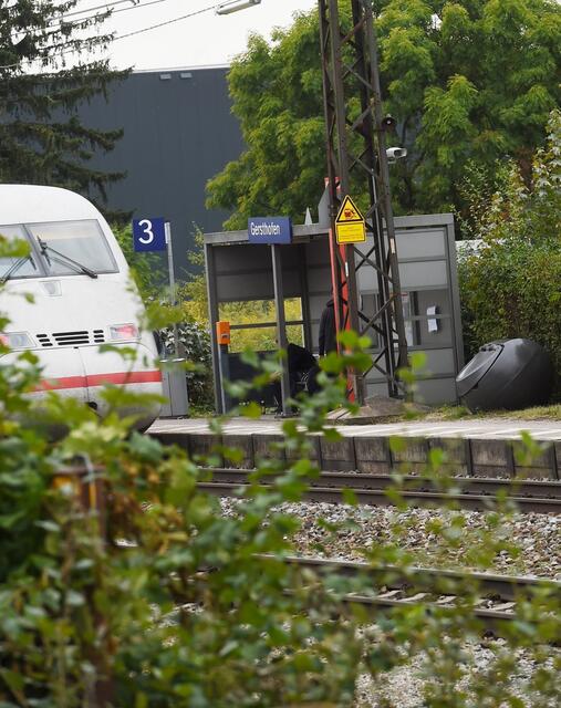 Der Gersthofer Bahnhof kriegt nach dem Abriss des alten Gebäudes nun ein komplett neues Gesicht