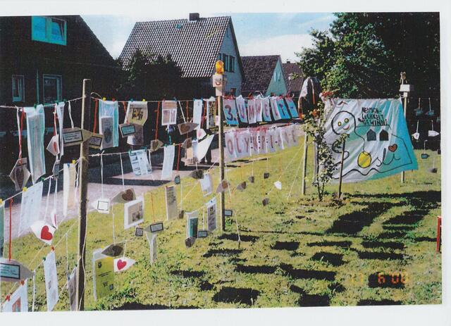 Eröffnung der 3. Umwelt-Olympiade beim BAKI.Baum am 17. Juni 2000