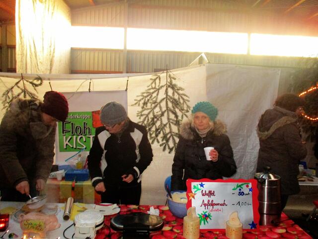 Waffeln waren köstlich und der Punsch  natürlich auch !