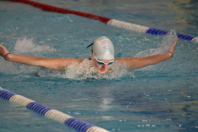 Isabel Sonthoff landete über 50 m Schmetterling auf Platz 2.