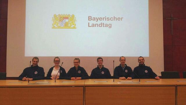 Wasserwacht Steppach erobert den Bayerischen Landtag