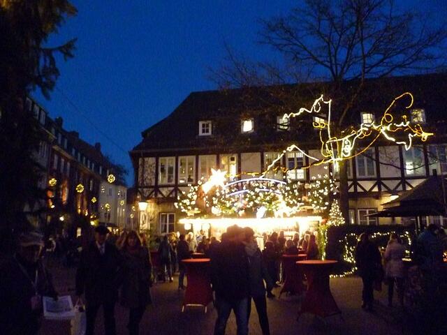 Weihnachtsmarkt Hannover ● Der Ballhofplatz.