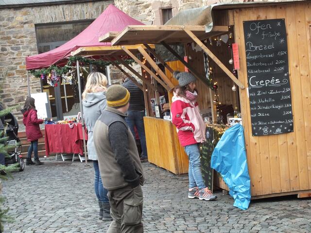 hier mal eine Speisenkarte, da könnt Ihr schon mal aussuchen.