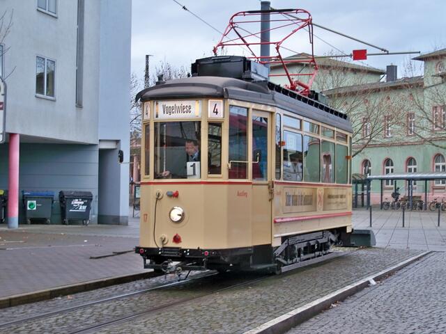 Wagen 17 Haltestelle Bahnhof Naumburg Saale Hbf