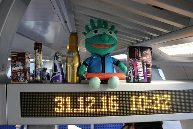 Buba an Silvester in der Bahn