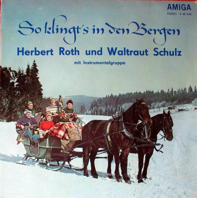 Herbert Roth, der Musiker und Komponist aus Suhl, war der bekannteste und populärste Volksmusiker in der DDR. Im Dezember 2016 wäre er 90 Jahre alt geworden. Eine LP aus meiner Sammlung !