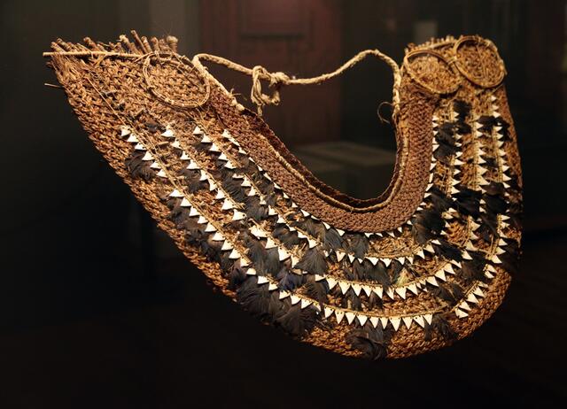 Brustschmuck (Polynesien Tahiti vor 1780)