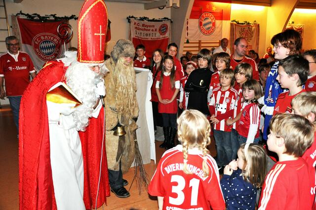 Bescherung bei der Glammhogga-Weihnachtsfeier