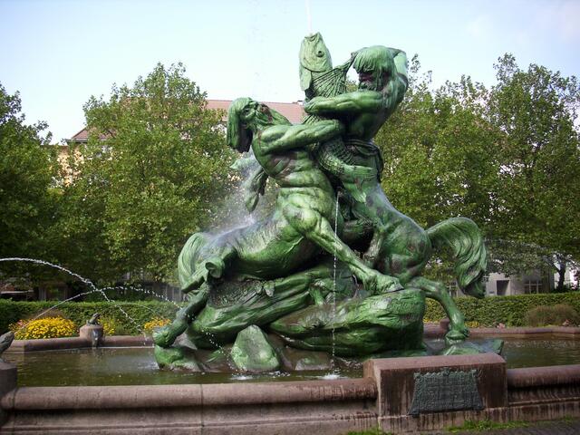 Stuhlmannbrunnen!