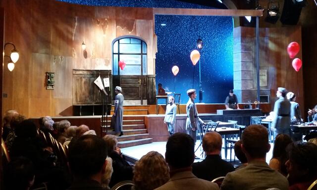 Jetzt wurde gebeten, nicht zu filmen oder fotografieren