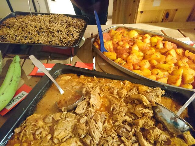 Reis, Kartoffeln und ein wunderbares Fleischgericht