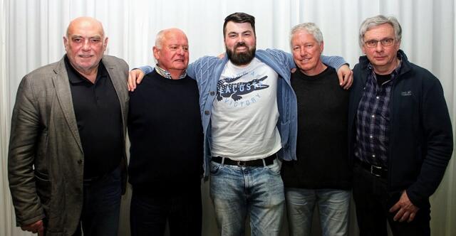 Der Vorstand des SV Frielingen (v.l.n.r.): Bernd Schaller, Manfred Grupe, Torben Pschunder, Jürgen Siegel und Horst Sieren