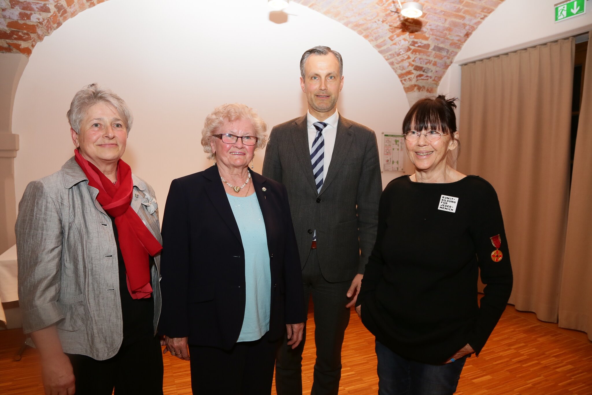 Bundesverdienstmedaille für Rose Maier Haid Friedberg