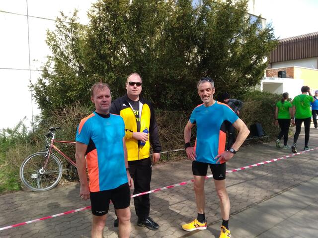 Post Lehrte: Dirk, Reiner und Reinhard