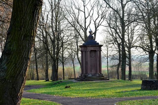 Anna-Park, benannt nach der Frau des ehem. Eigentümer  der Marburger Brauerei.