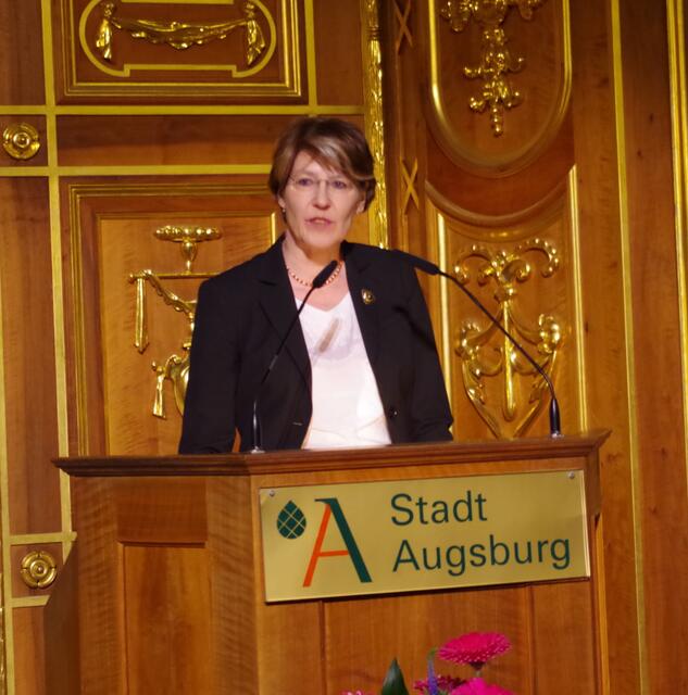Ulrike Bahr überbrachte das Grußwort der Bundesministerin Mnauela Schwesig