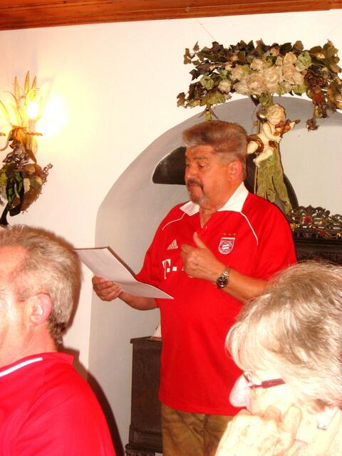 Schur Sepp mit seinem Vortrag " Moos - Mäuse - Knete"