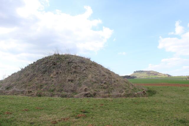 Rekonstruierter keltischer Grabhügel bei Osterholz