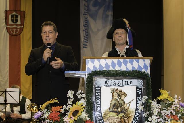 (c) FS eventfoto - 20. Kissinger Starkbierfest 2017 -  Vereinsvorsitzender Ronald Kraus (links) und zweiter Vorsitzender Reinhard Mayr begrüssen die Gäste