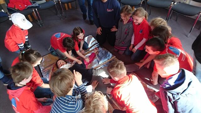 Hilft wachrütteln und kitzeln?