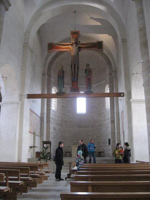 Der Besucherstrom der Kirche bricht selten ab.