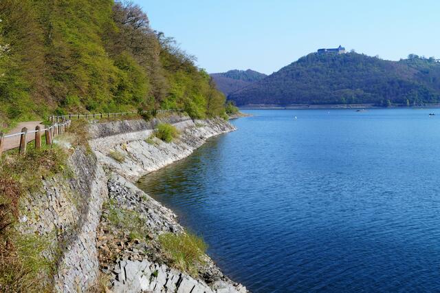 Wasserstandsmeldung 30.04. Normalstand wäre nach dem Winter "Vollstau"!