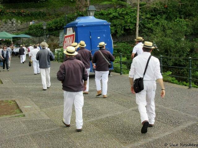 Auf dem Weg zur Arbeit, die "Carreiros"