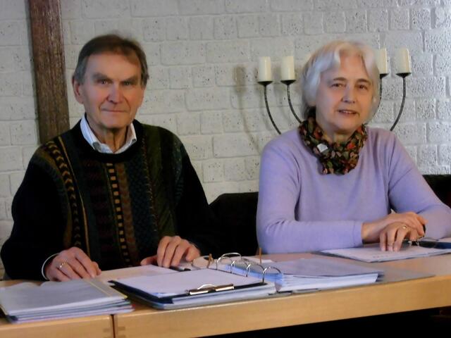 . . .  . . . Elisabeth Goldmann, re., führte den Verein "Benefizz" über 12 Jahre, Friedrich Wilmsen,li., . . .