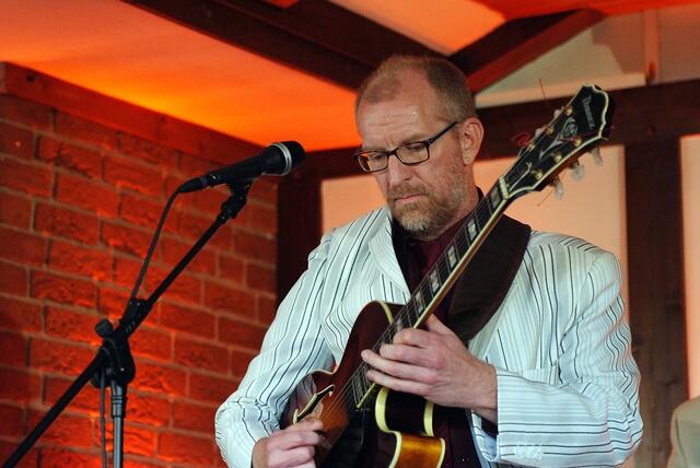 Brackstedter Mühlenkonzert. Veranstalter: Ehme de Riese. Mit Jörg Seidel (voc, git), Larry Fuller (piano), Martin Pizzarelli (baß), David Rose (voc) und Martin Blohm als Organisator und natürlich an der Mundharmonika.