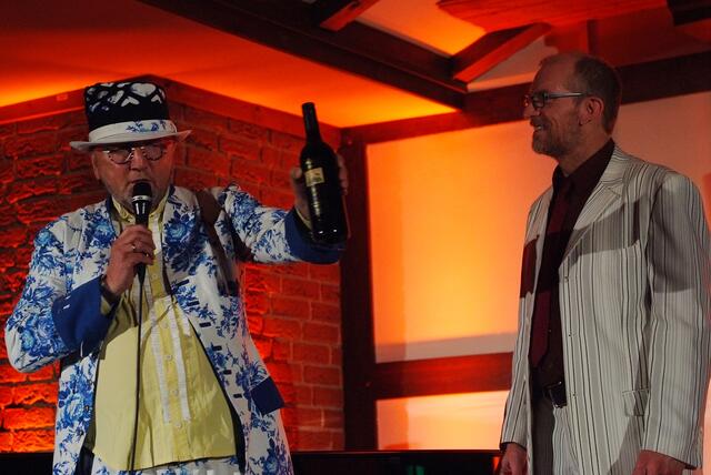 Brackstedter Mühlenkonzert. Veranstalter: Ehme de Riese. Mit Jörg Seidel (voc, git), Larry Fuller (piano), Martin Pizzarelli (baß), David Rose (voc) und Martin Blohm als Organisator und natürlich an der Mundharmonika.